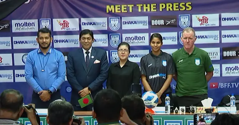 সংবাদ সম্মেলনে আফঈদা খন্দকার, পিটার বাটলার ও মাহফুজা আক্তার কিরণ
